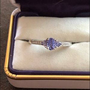 Ladies sterling silver/tanzanite ring. Bnip.